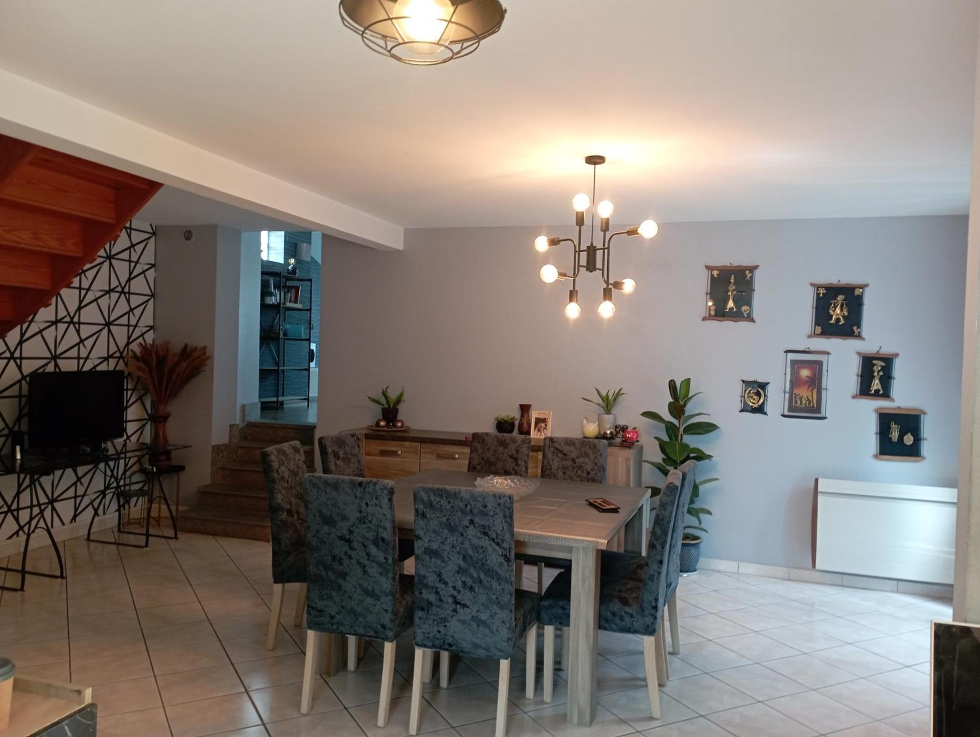 Apartment Au Pied Des Montagnes.